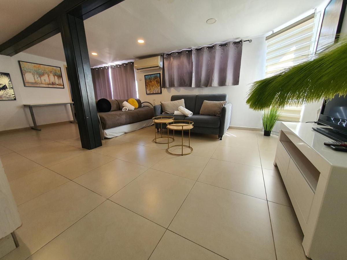 Barak Royal Suites 20 Sea View - ג'קוזי בחצר ומרפסות עם נוף לים Эйлат Экстерьер фото