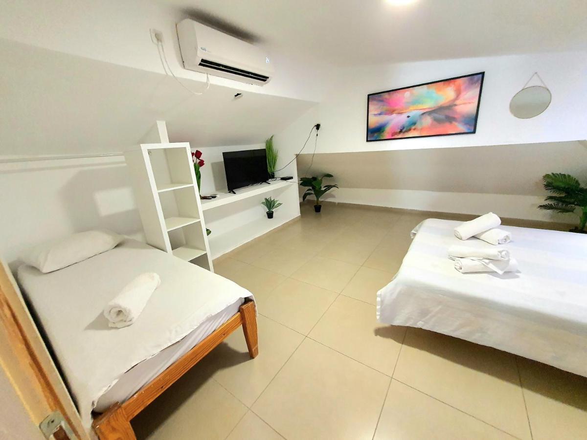 Barak Royal Suites 20 Sea View - ג'קוזי בחצר ומרפסות עם נוף לים Эйлат Экстерьер фото