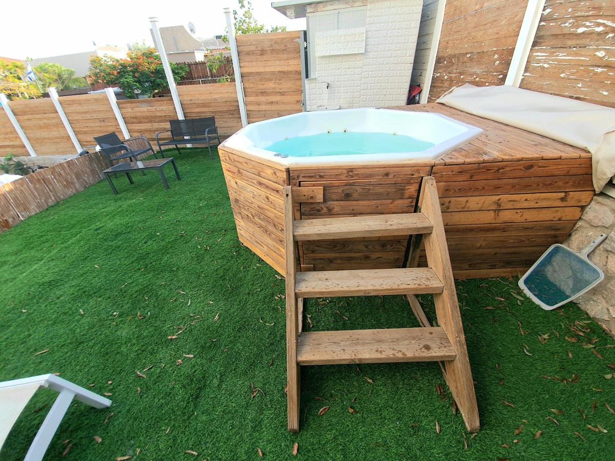 Barak Royal Suites 20 Sea View - ג'קוזי בחצר ומרפסות עם נוף לים Эйлат Экстерьер фото